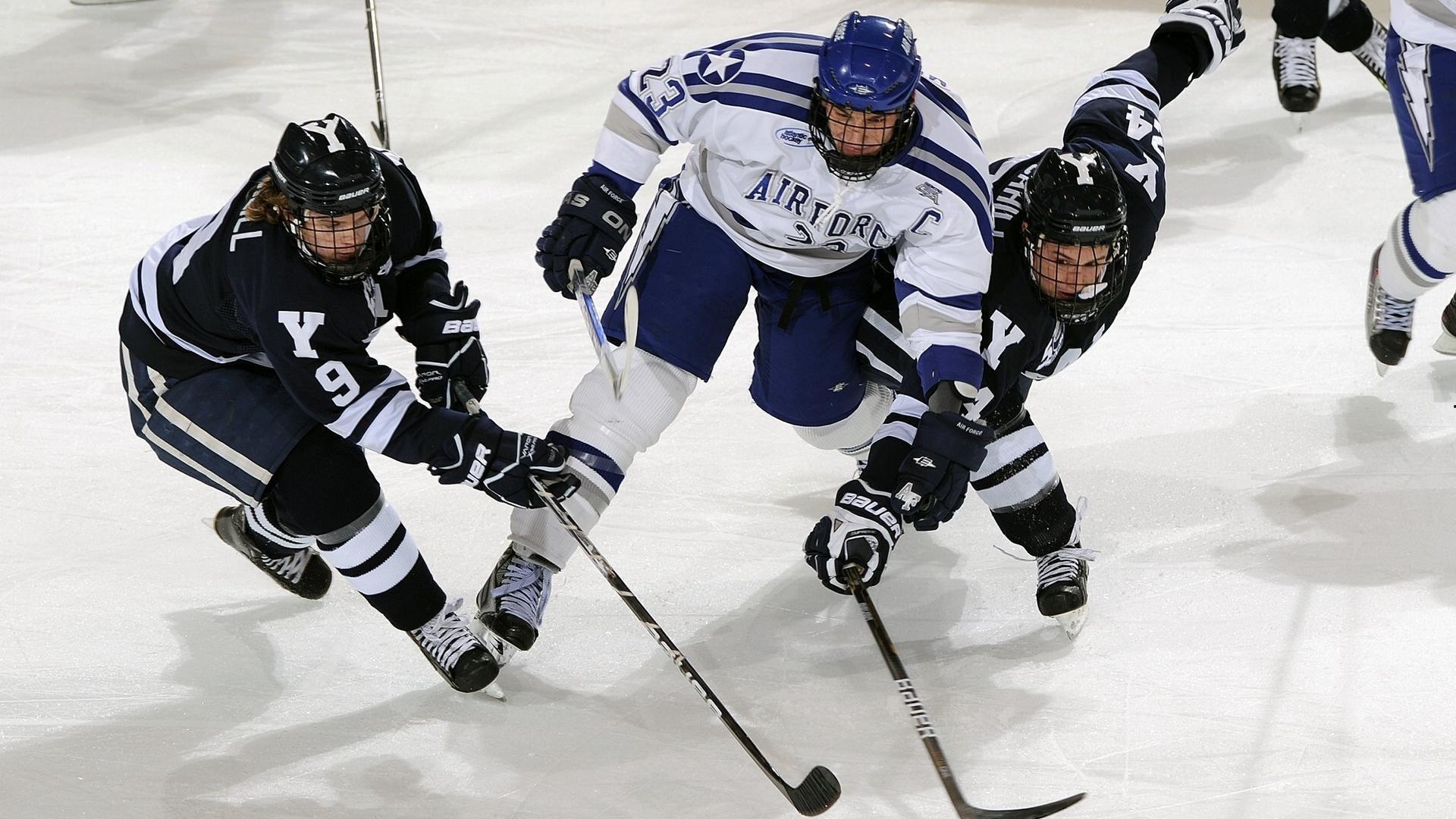 英超王权更迭史,从红魔王朝到群雄逐鹿,三十三年冠军谱写下英格兰足球的辉煌与变迁